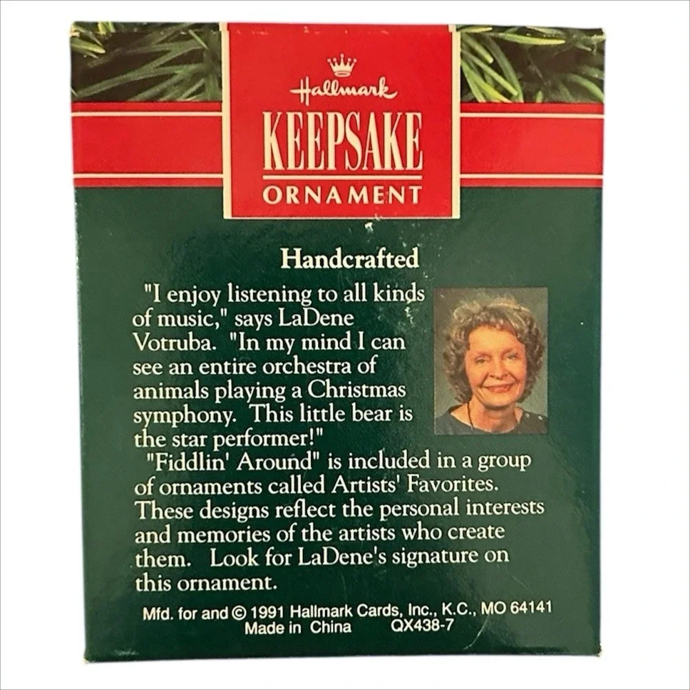1991‎ Hallmark Keepsake Fiddlin' Around Bear Christmas Tree Ornament Box Music